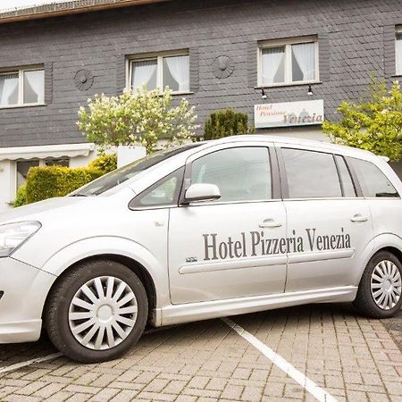 Hotel Pizzeria Venezia Sohren Zewnętrze zdjęcie